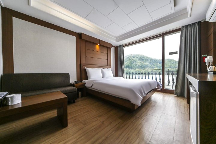 河地酒店(Gapyeong Riverland)
