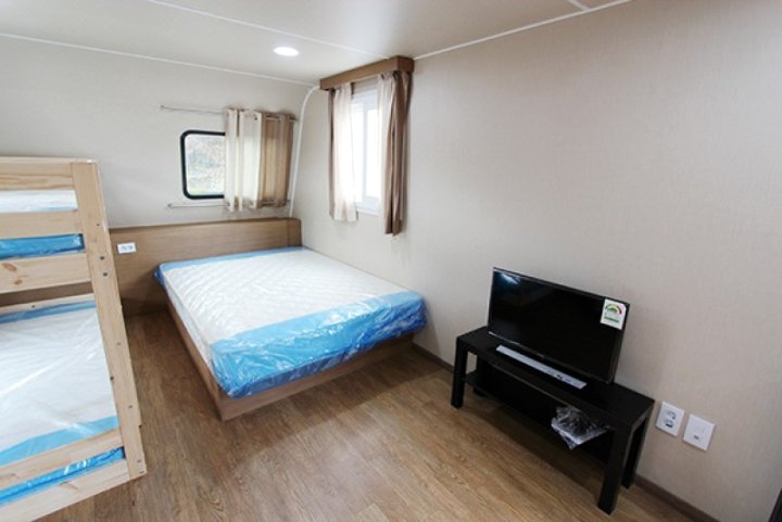 灵兴岛海滨房车露营广场旅馆(Yeongjongdo Seaside Caravan Camping Site)