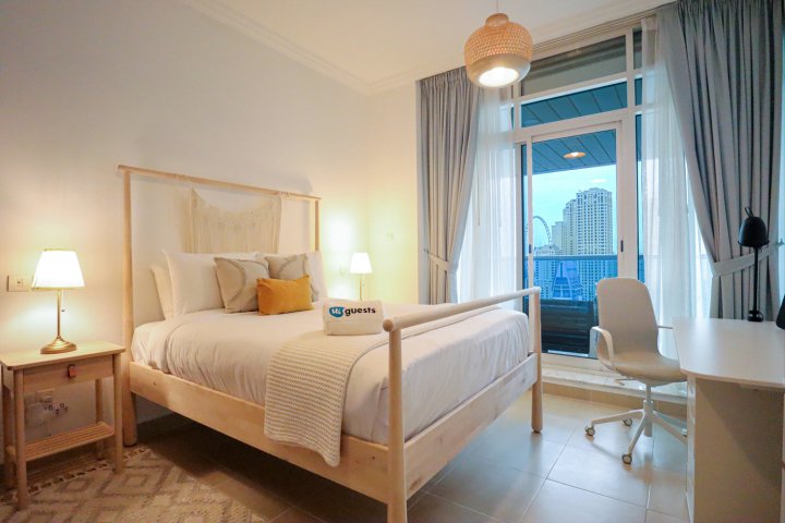 Charming Apartment with Marina and Dubai Eye Views