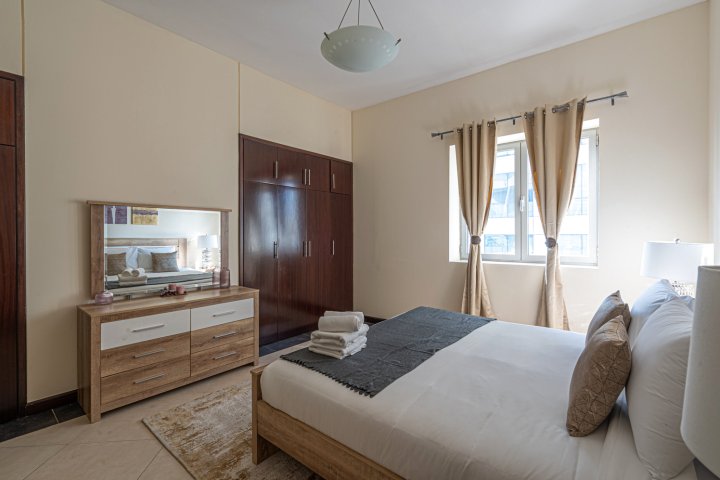 Bright 1Br Apt. with Stunning Views in Port Saeed