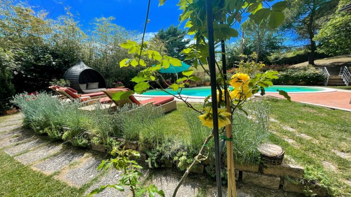 01 Spoleto Enchanted - Villa and Swimming Pool 01