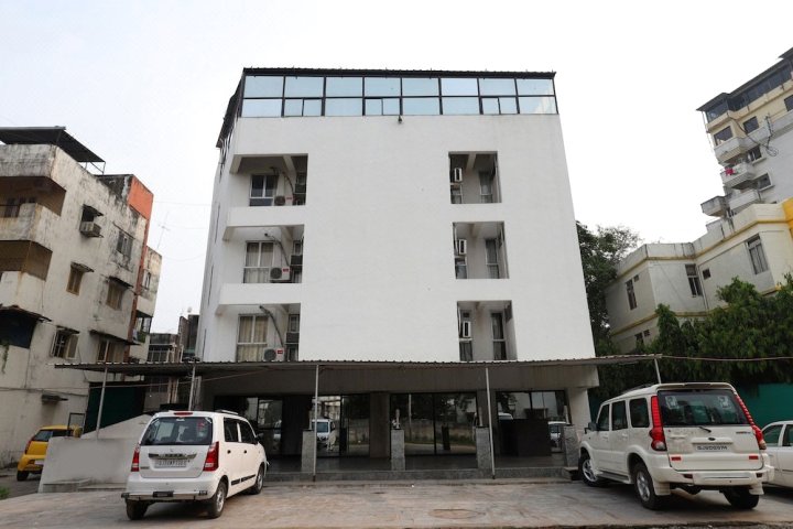 OYO 9512 Hotel Tulsi