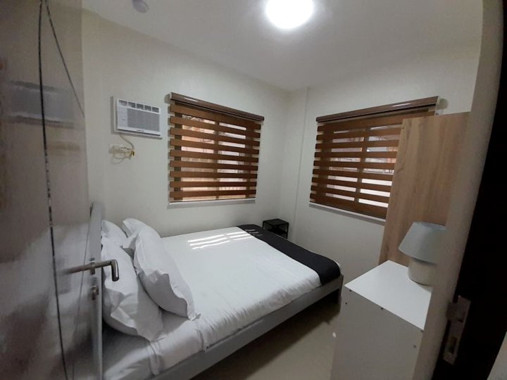 Manzil Anilao Cosy 2 Bedroom Apartment U1