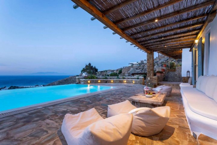 BlueVillas Mykonos Cynthia Blue Villa