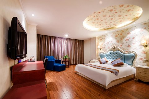 兰花桦大酒店(银川南门广场店)