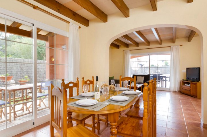 Martinur 3 Bedroom Villa Cala'n Blanes