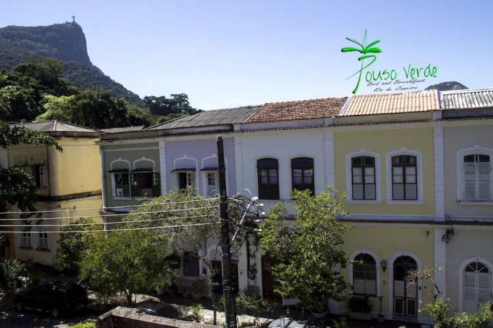 普索佛得角民宿酒店(Pouso Verde Bed and Breakfast)