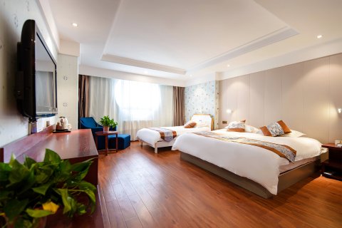 兰花桦大酒店(银川南门广场店)