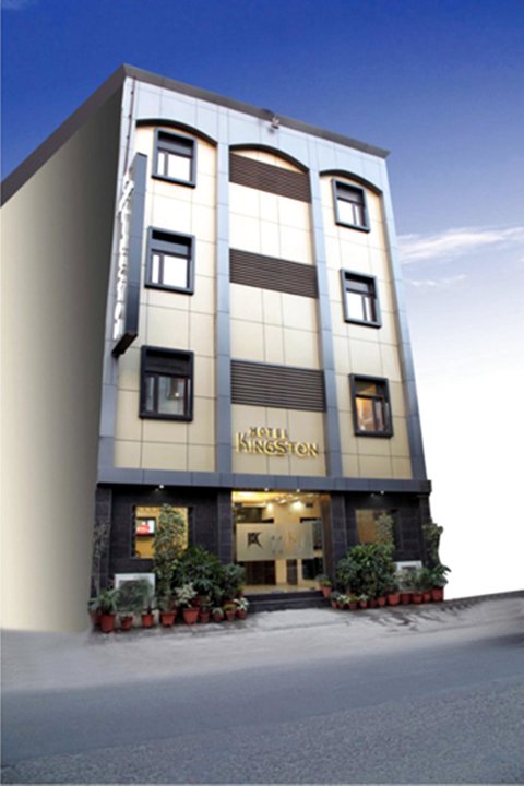 FabHotel Kingston Patel Nagar