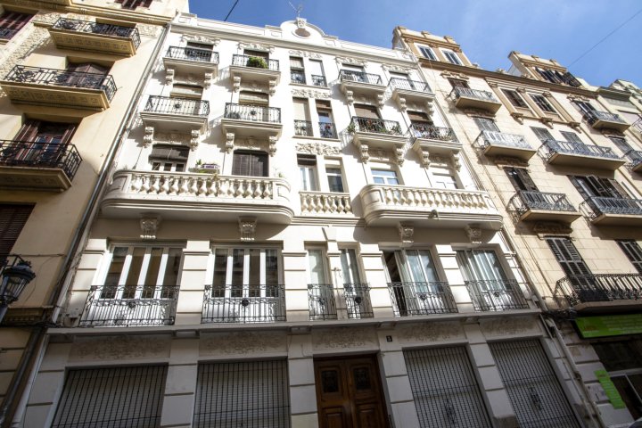 Casa Bauset in Valencia / ValÃ¨Ncia