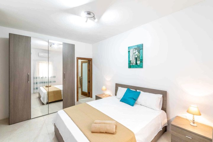 Miris Cosy 3 Bedroom Maisonette-Near Marsaskala Seafront