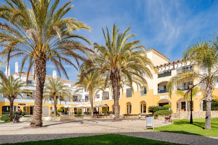 Kevin Fieldhouse in Algarve