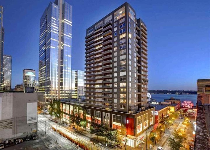 纽玛克帕克广场市集度假屋 - 城市景观 2 居公寓酒店(Newmark Pike Place Market Retreat - Two Bedroom Apartment with City VI)