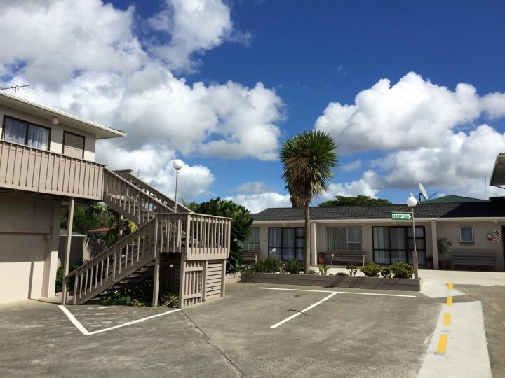 普基科希汽车旅馆(Pukekohe Motel)