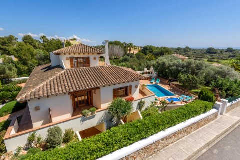 Xoric 5 Bedroom Villa, Cala'n Bosch