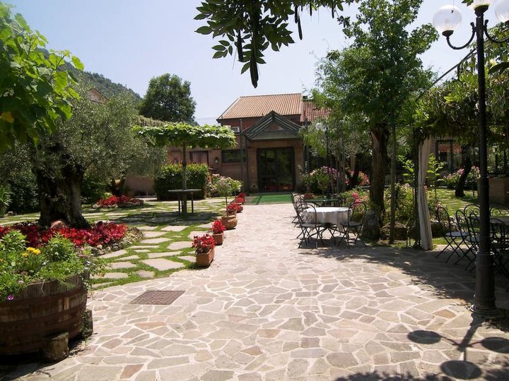 Villa des Reves in the Green Near Montecassino