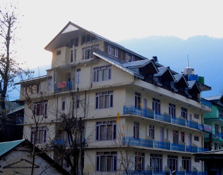 近商城路桑德拉酒店(Shhandella Near Mall Road Manali)