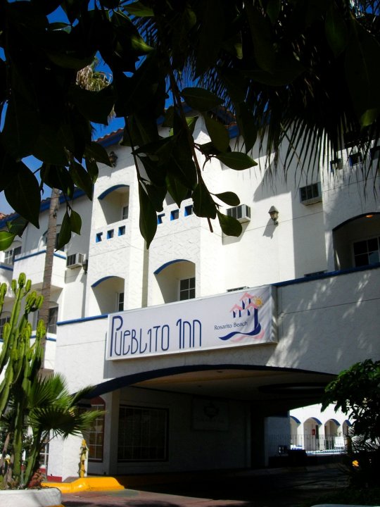 普埃夫利托旅馆酒店(Hotel Pueblito Inn)
