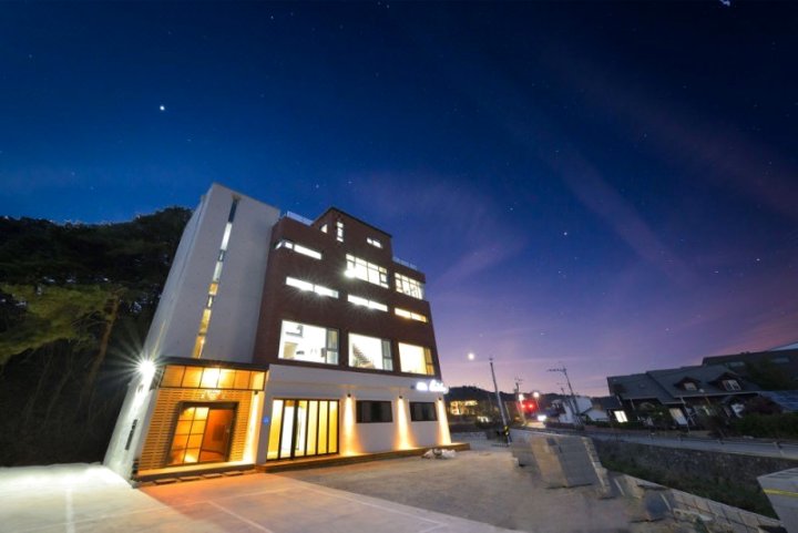 Gangneung Bow Pension