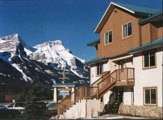 班夫边境旅馆(Banff Boundary Lodge)