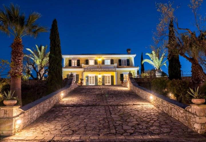Luxury Villa Almeira with Private Swimming Pool