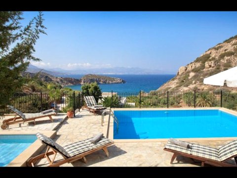 阿雷斯别墅，带有私人游泳池和壮观的海景，距离海滩150米(Villa Ares with Private Pool and a Spectacular Seaview 150m from the Beach)