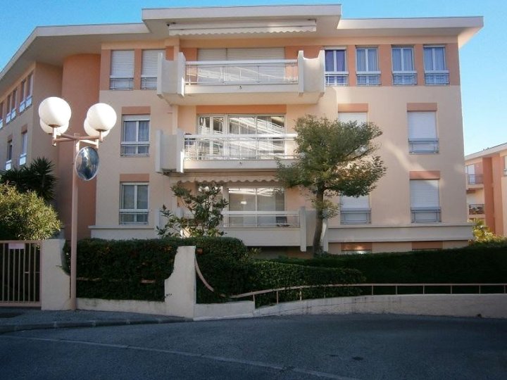 戛纳公园公寓(Cannes Parc Appartement)