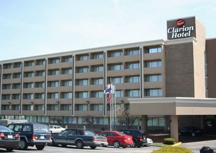 Clarion Hotel Kansas City