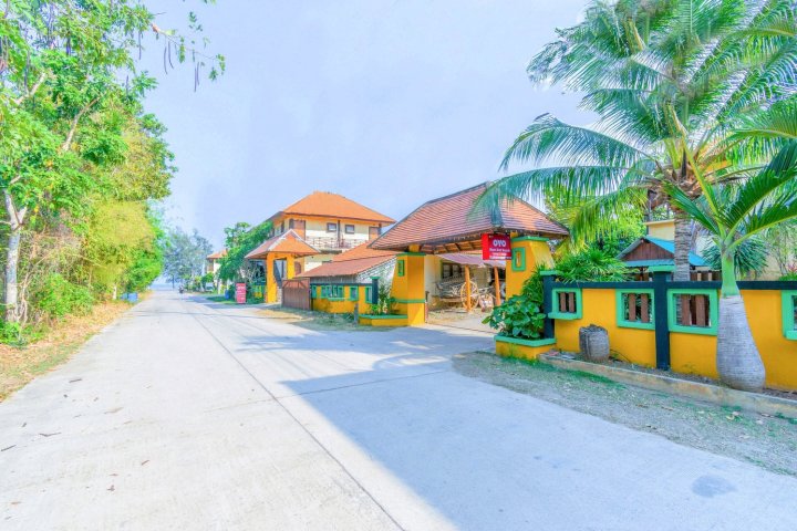 巴安巴厘海滩度假村(Baanbali Beach Resort)