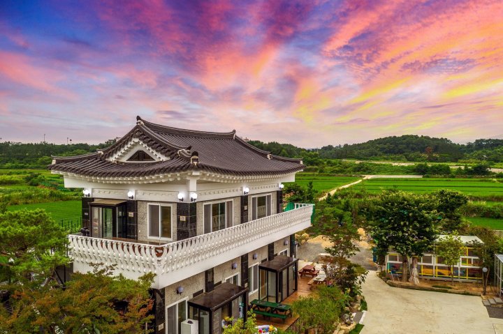 Gyeongju Soraedanga Pension