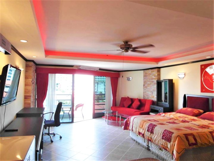 View Talay 2A 5th floor studio apartment with European style kitchen