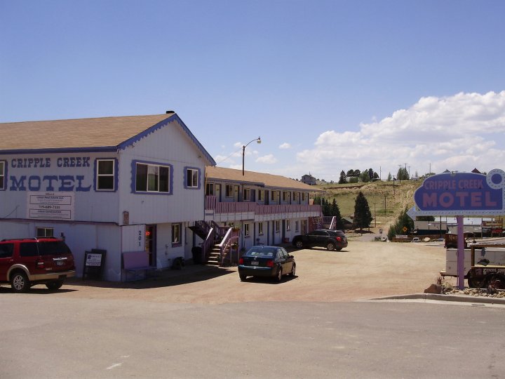 Cripple Creek Motel