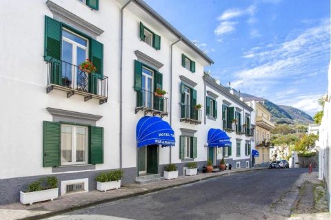 蜜拉蒙提艾梅尔酒店(Hotel Terme Miramonte e Mare)