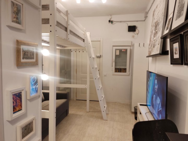 Mini House Loft 25m2 in Barcelona