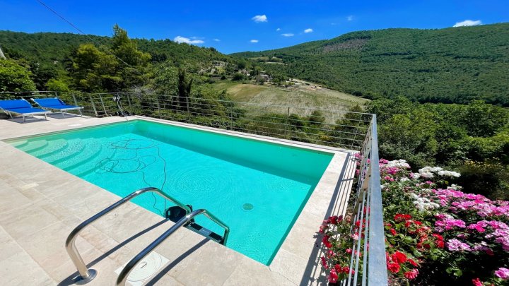 Cerro Cottage/Slps 8/Exc Pool Onsite/Spoleto 9 Kms