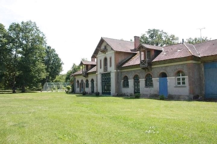 乐洛吉斯德布瓦勒纳尔住宿加早餐旅馆(B&B le Logis de Bois Renard)