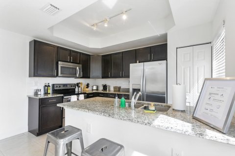 Davie Stylish 3Bd 3BA Apartment