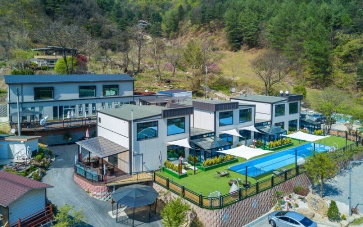 Gapyeong Iris Pool Villa Pension