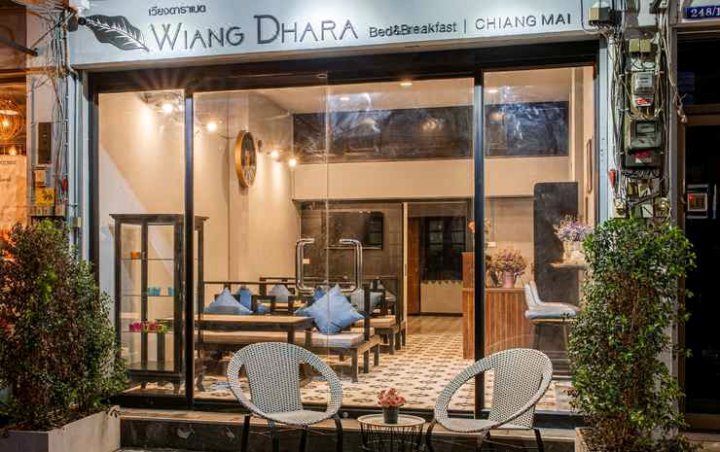 清迈达拉床铺旅馆(Dhara Bed Chiang Mai)