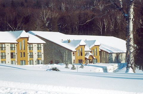 Carling Lake Hotel