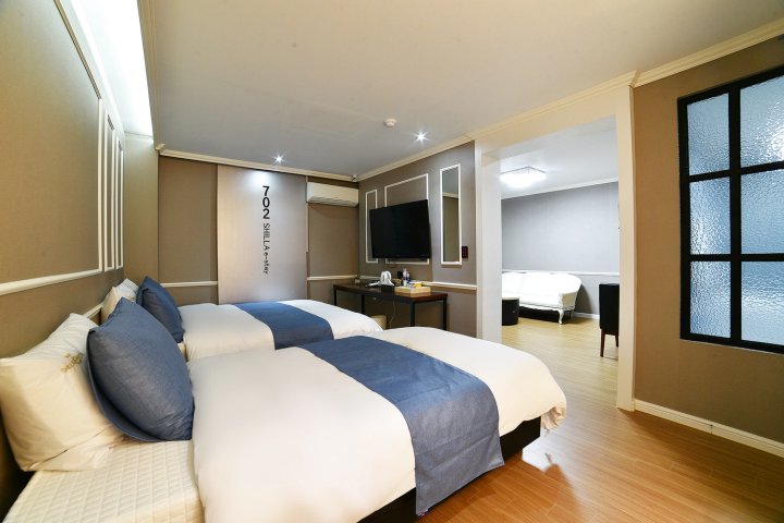 席拉东住宿酒店(Yeosu Shilla e-Stay)