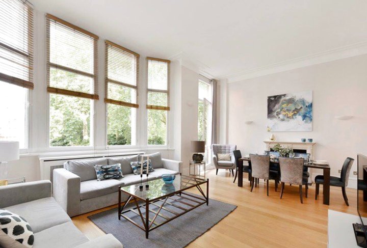 Spacious & Bright 3 Bed Flat in Knightsbridge.