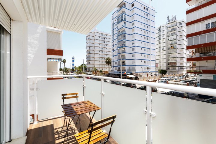 Beautiful and Modern Duplex. Terrace. 150 m from the Beach of Torre del Mar