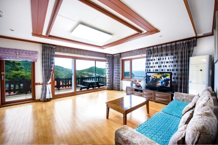 南海郡德国村歌德之家旅馆(Namhae German Village Goethe House Pension)