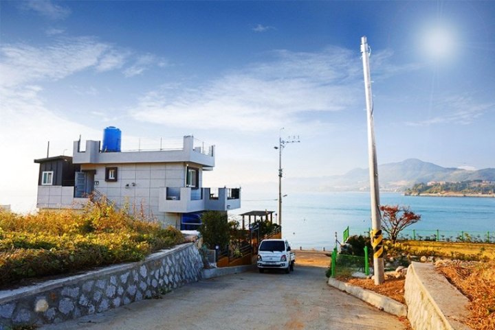 Yeosu Baekya Sea Pension