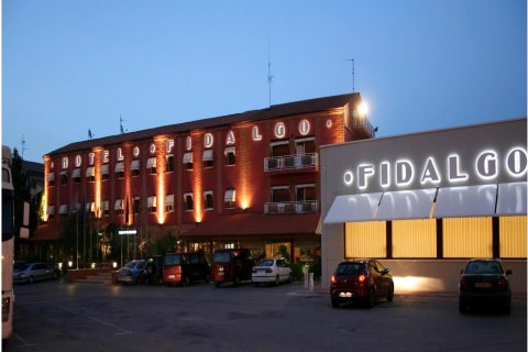 菲达尔戈酒店(Hotel Fidalgo)