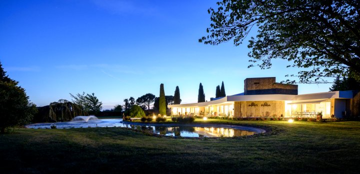 The Vent de Sable Villa - Baroque Linked to Modernity