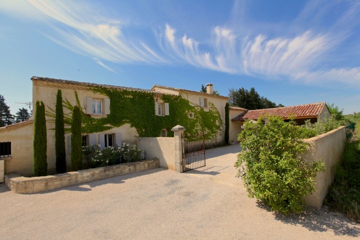 Bastide de Charme - 5 Rooms and Private Pool in Heart of Lubéron