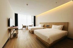 艺龙安云酒店(仁怀茅台镇望台酒庄店) 艺龙安云酒店(仁怀茅台镇望台酒庄店)