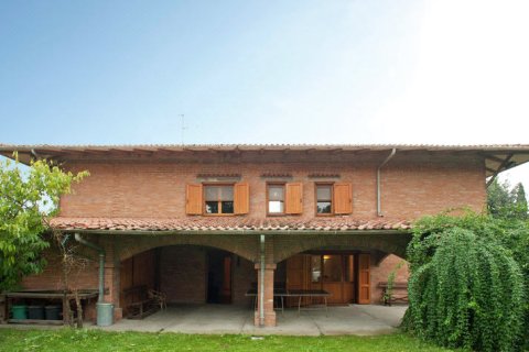 Picturesque Villa with Sauna in Cesena